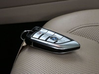 BMW CERTIFIED! ONLY 61,000 KMS, VERY WELL OPTIONED PREMIUM ENHANCED PACKAGE, ADVANCED DRIVER ASSISTA... (image 5)