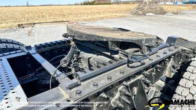 2016 INTERNATIONAL LONESTAR HIGHWAY / SLEEPER TRUCK / TRACTOR in Heavy Trucks in Oshawa / Durham Region - Image 13