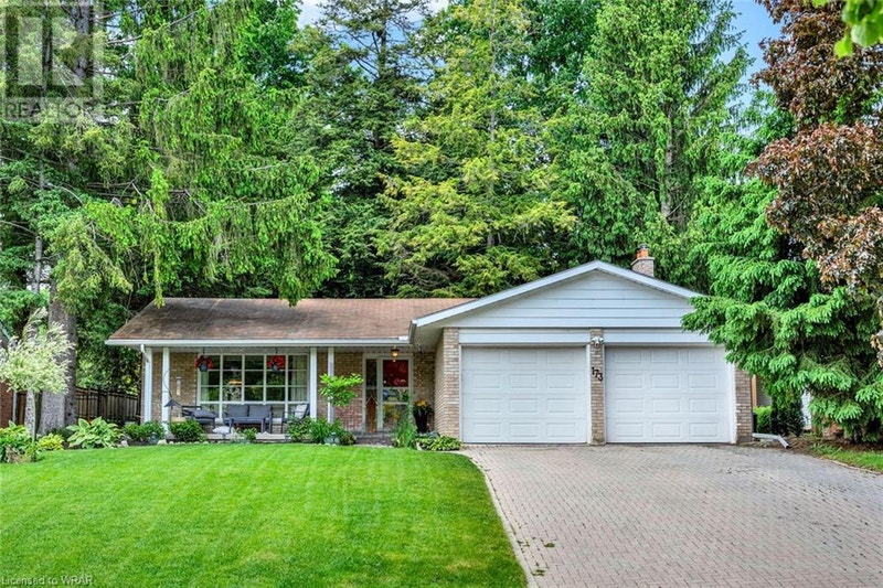 173 PINEGROVE Crescent Waterloo, Ontario Houses for Sale Kitchener