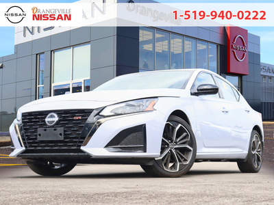 Sunroof, Aluminum Wheels, Navigation, Climate Control, Heated Seats! Apple car play A long list of a...