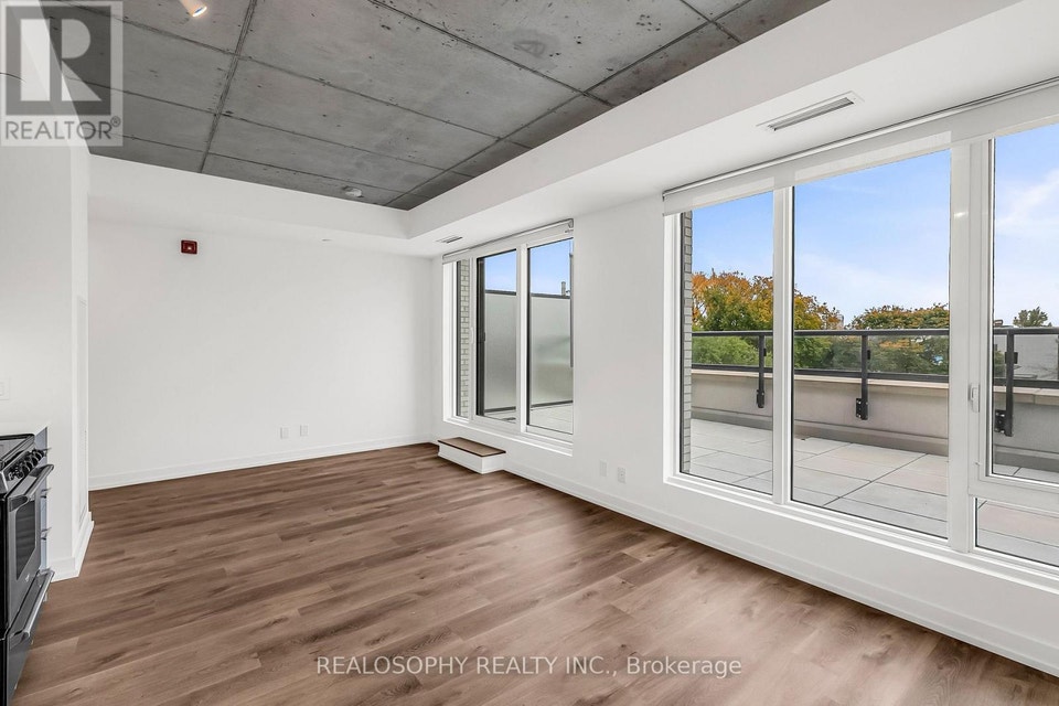 410 - 115 LARCHMOUNT AVENUE Toronto (South Riverdale), Ontario 3