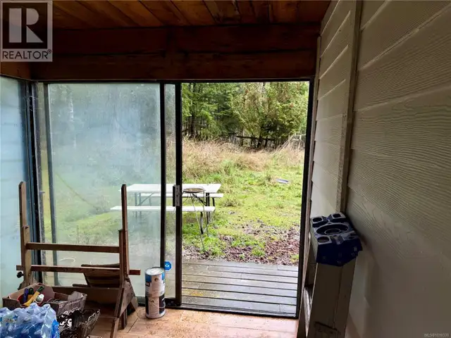 148 Meadow Dr Salt Spring, British Columbia in Houses for Sale in Fort McMurray - Image 17