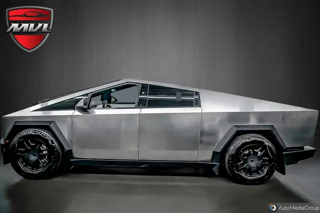 2024 Tesla Cybertruck Cyberbeast Cyberbeast | Full Self-Drivi... in Cars & Trucks in Oakville / Halton Region - Image 10