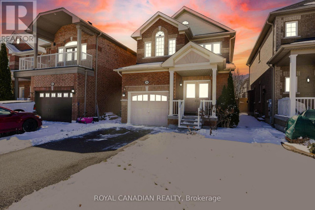 20 EAGLEVIEW WAY Halton Hills, Ontario in Houses for Sale in Oakville / Halton Region - Image 2