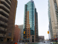2 bedroom, 2 bath in the heart of downtown
