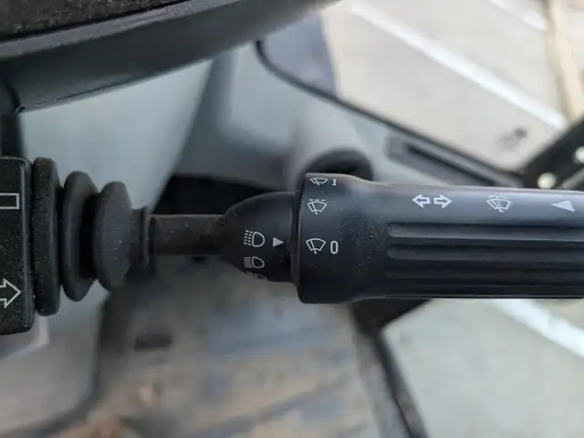 2020 CATERPILLAR 908M in Heavy Equipment in Edmonton - Image 32