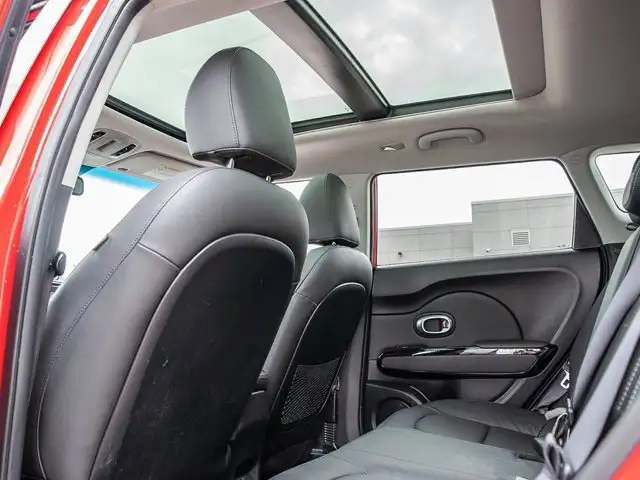 2019 Kia Soul EX PREM | Leather | Panoramic Sunroof in Cars & Trucks in London - Image 28