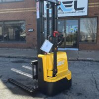 New Electric straddle stacker pallet stacker 138”  2645 lbs