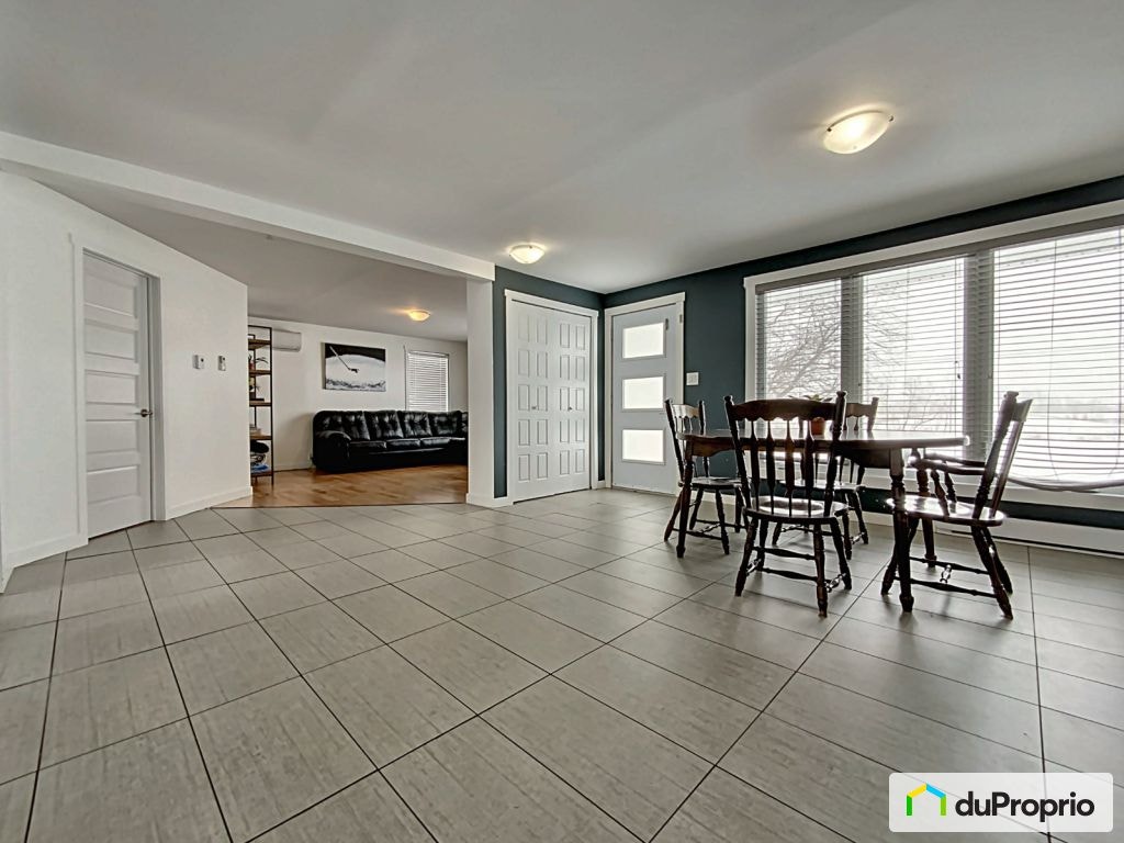 $725,000 - Bungalow for sale in St-Mathieu-De-Laprairie — photo 2