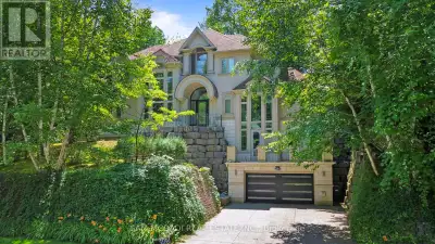 Tucked away on a prestigious cul-de-sac in one of Mississauga's most exclusive enclaves, this extrao...