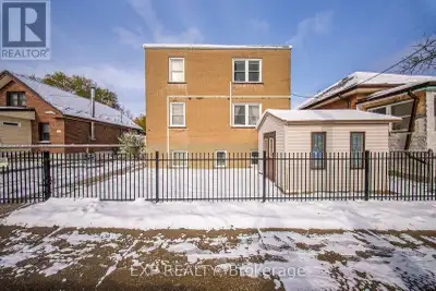 Escape the dim and discover the light! This sun-drenched, beautifully updated 2-bedroom apartment of...