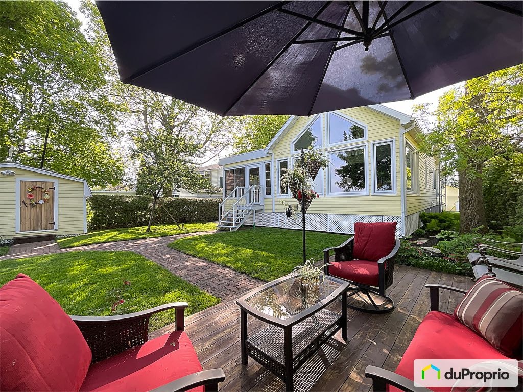 $949,000 - Bungalow for sale in Ste-Barbe — photo 2