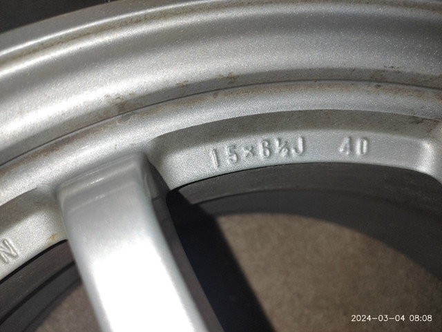 $990,Original Factory 4 All-Season tires with wheels+ Hubcaps in Tires & Rims in Oshawa / Durham Region - Image 4