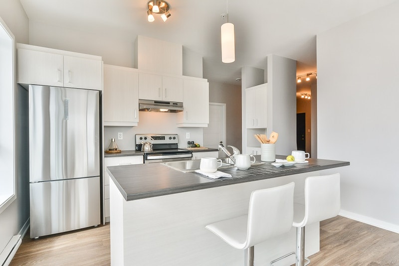 StHubert 4 1/2 Tout inclus Garage disponible Locations longue