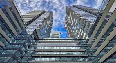 Price: $579,000 / $2,197/mo Welcome to Line 5 Condos(South Tower)In High Demand Yonge & Eglinton Nei...
