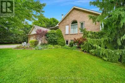 Set on a quiet corner lot just minutes from London and St. Thomas, this impressive country property...