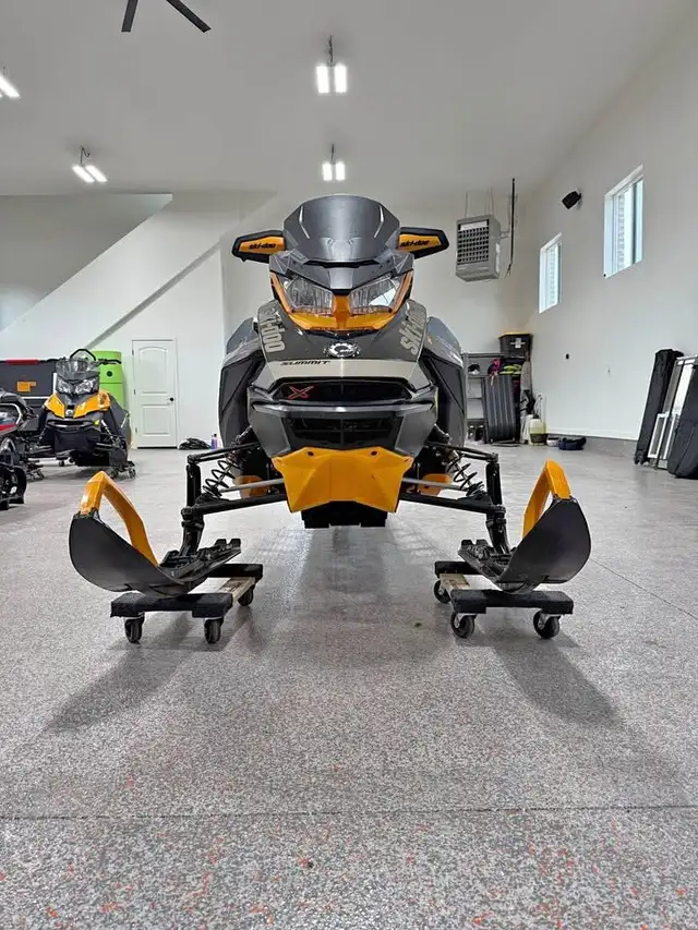 2021 SKI-DOO SUMMIT SP 850 E-TEC 850CC-BLACK! in Snowmobiles in Edmonton - Image 7