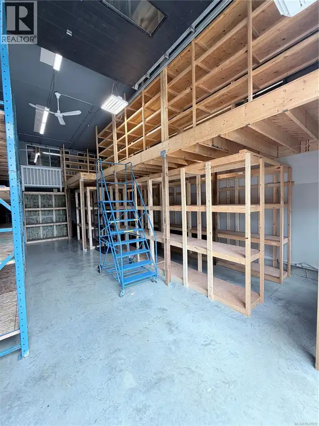 16 1156 Rocky Creek Rd Ladysmith, British Columbia in Commercial & Office Space for Rent in Nanaimo - Image 4