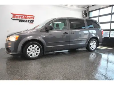 Dodge Grand Caravan SE 2017 avec moteur V6 3.6L Pentastar developpant 283 HP et transmission automat...