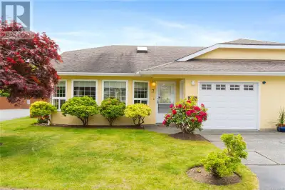 Welcome to 7-4750 Uplands dr. This beautiful patio home in the desirable area of uplands close to al...