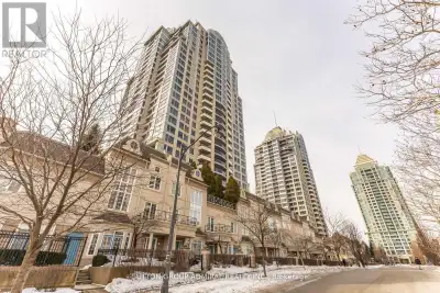 A MUST SEE! Best value in Bayview Village. Welcome to the prestigious Chrysler Building by Daniel Co...