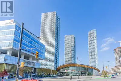 Amazing Transit City Tower Located At The Heart Of Vmc. Unobstructed South City View. 2 Bedrooms Fun...