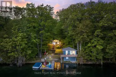 Top 5 Reasons You Will Love This Home: 1) Westerly-facing waterfront delivering breathtaking sunset...