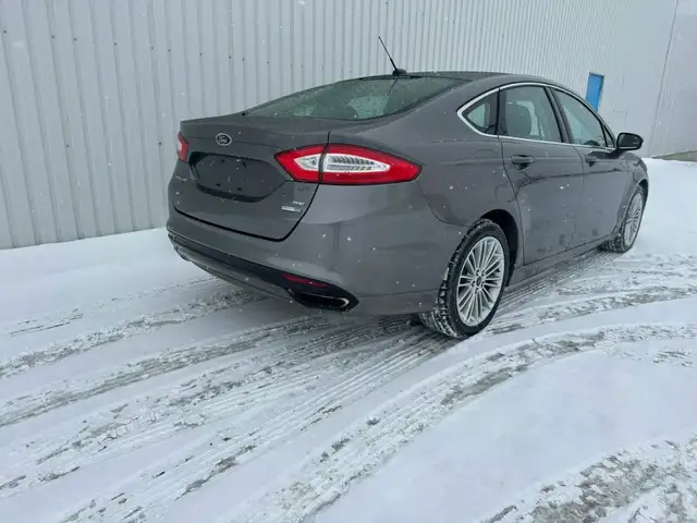 2013 Ford Fusion AWD / CUIR / TOIT OUVRANT / BANC CHAUFFANT / FI in Cars & Trucks in Longueuil / South Shore - Image 8