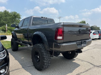 KING OFF ROAD SUSPENSION! HEATED / COOLED LEATHER SEATS, BLUETOOTH, NAVIGATION, BACK UP CAMERA, REMO... (image 8)