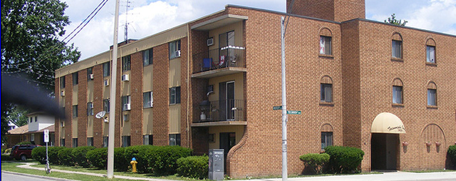 One Bedroom Apartments on Tecumseh Road East in Long Term Rentals in Windsor Region - Image 2