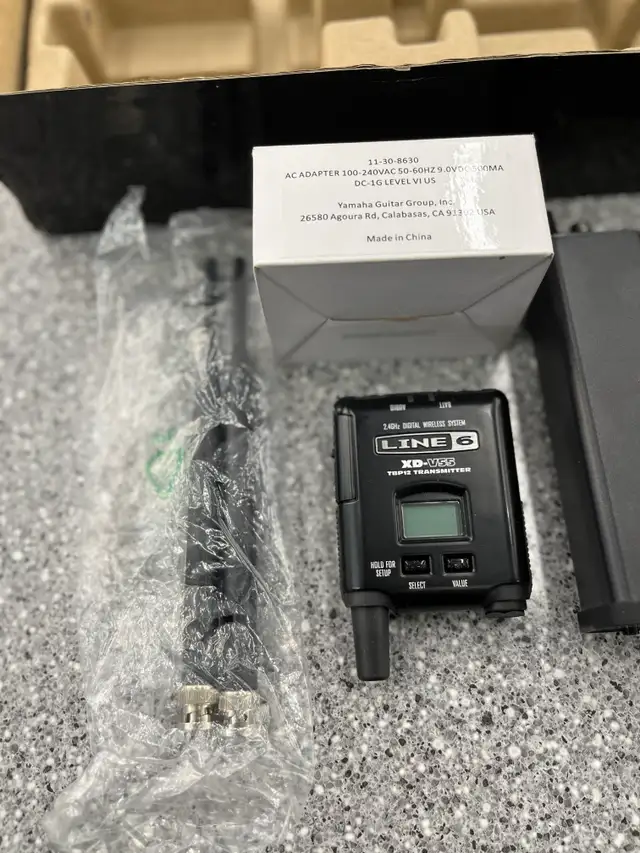 Line 6 XD-V55HS Wireless Microphone System in Pro Audio & Recording Equipment in City of Toronto - Image 6