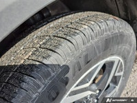 This 2023 Kia Sportage LX comes equipped with *2.5L 4-cylinder engine*, *8-speed automatic transmiss... (image 9)