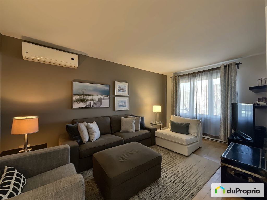 $924,999 - Triplex for sale in St-Constant — photo 3