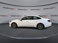 // ACCIDENT FREE!! // Meet a smart, comfortable sedan that fits Canadian driving year-round. This 20... (image 4)
