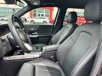 The 2024 Mercedes-Benz GLB 250 redefines versatility, perfectly blending compact agility with a surp... (image 9)