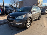 2011 Chevrolet Traverse AWD 4dr 2LT,excellent conditions, 7 passenger,one owner,carfax shows a polic... (image 1)