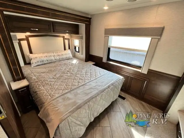 2024 Newmar Bay Star Sport 2912 Gas Full Wall Slide Out+1 more in RVs & Motorhomes in Moncton - Image 39