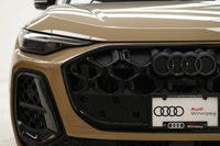 Save over $12,500 on this ultra low KM DEMO - Only 7500KM!! The all-new 2025 Audi Q5 is a masterclas... (image 2)