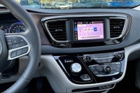 3.6 L 6 Cyl Engine Vehicle Options: Apple Or Android Auto, Rear Back Up Camera, Touch Screen Radio S... (image 5)