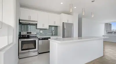 Avenue Park Apartments - 3 Bedroom Apartment for Rent