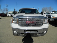 Welcome to Central Truck Sales. 2013 GMC 4X4 2500 H/D DURAMAX DIESEL .Extended cab short box,Automat... (image 2)