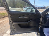 At Kings Honda you will experience an outstanding car buying experience. We make every effort to exc... (image 6)