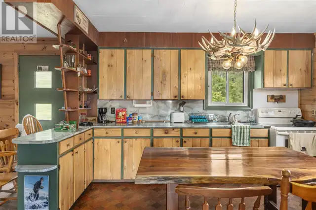 80 Chiblow Lake RD Iron Bridge, Ontario in Houses for Sale in Sault Ste. Marie - Image 14