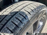 This Dodge Durango has a strong Regular Unleaded V-6 3.6 L/220 engine powering this Automatic transm... (image 9)
