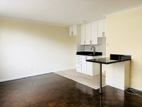 Viewings To schedule a viewing, please call 647-694-3951. 1516 Bathurst St. Toronto, ON M5P 3H3 Bath... (image 2)