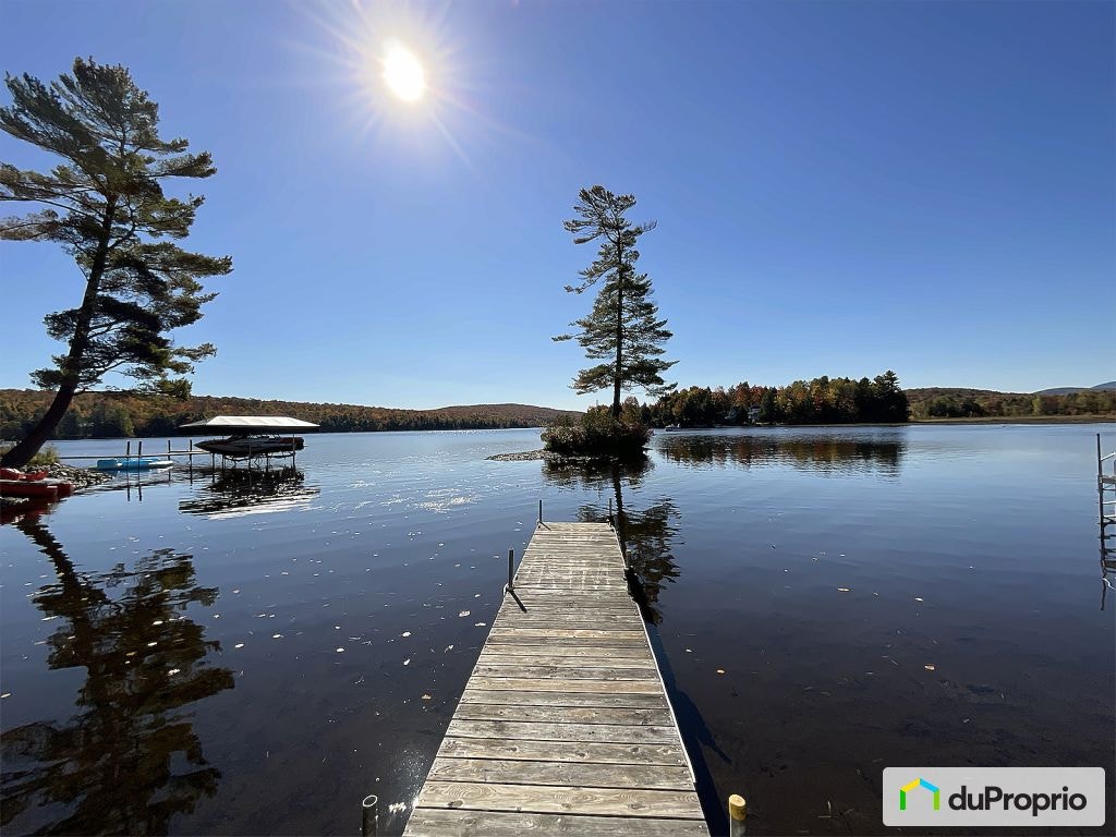 $739,000 - Bungalow for sale in Orford — photo 1