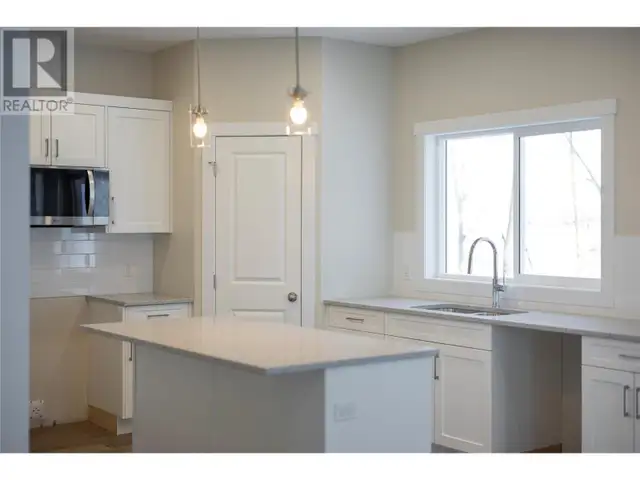 806 Cliff Avenue Unit# 102 Enderby, British Columbia in Condos for Sale in Vernon - Image 12