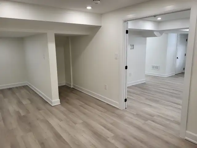 1,200 SQFT 2 Bedroom Basement Apartment in Long Term Rentals in Mississauga / Peel Region - Image 6