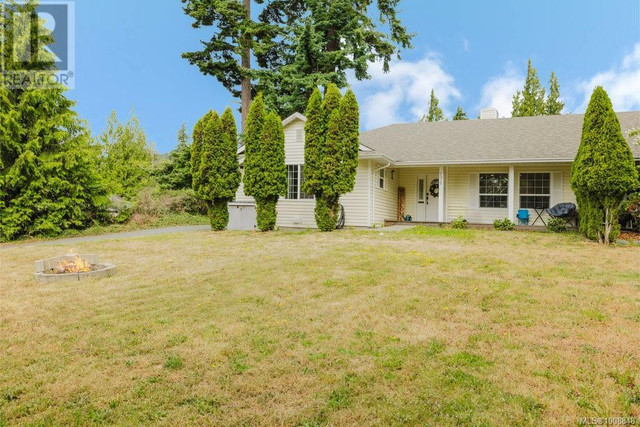 6974 Larkspur Rd Sooke, British Columbia in Condos for Sale in Victoria - Image 2