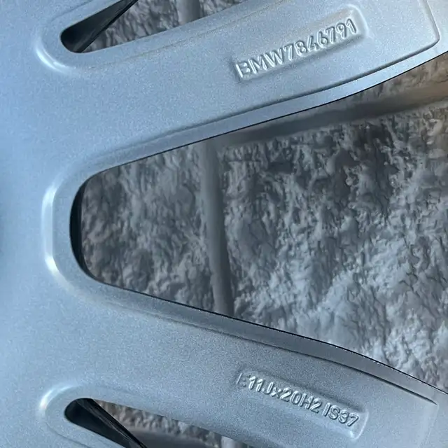 (NEW) 4x BMW X5 | X6 20" OEM Run Flat Winter Wheels Package in Tires & Rims in City of Toronto - Image 9